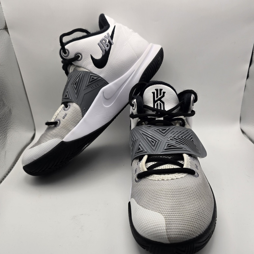 Nike Kyrie Flytrap 4 TB White Black Basketball Shoes Men's US 7.5 BQ3060-103